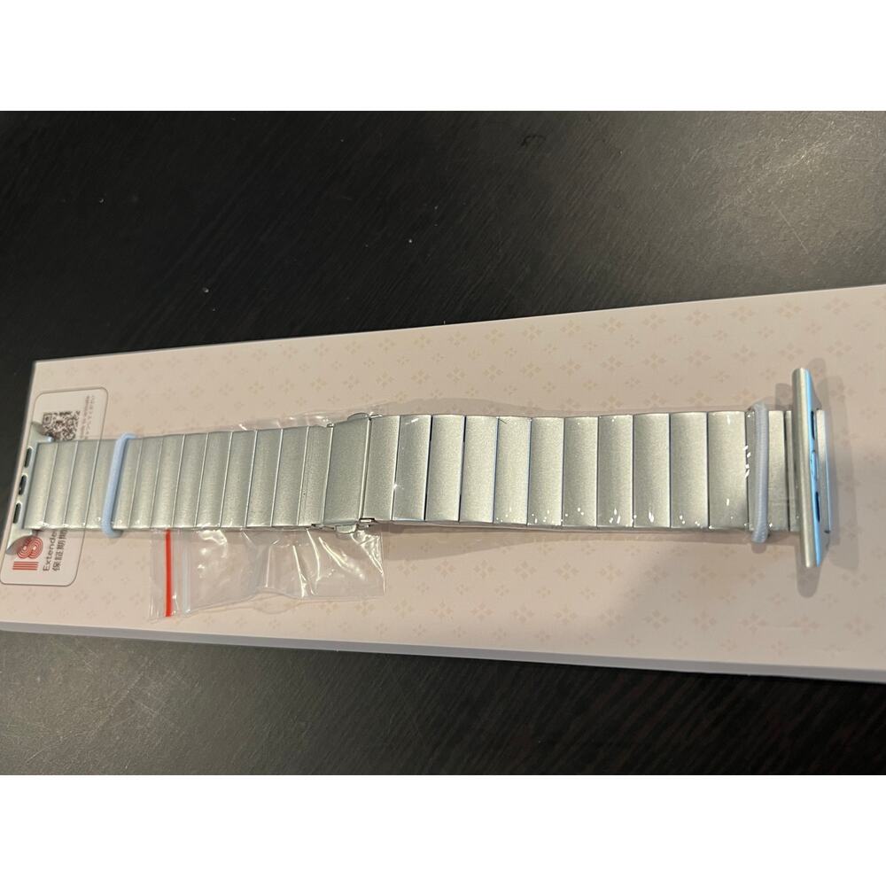 Wearlizer Two Tone Metal Band Compatible W Apple Series 11-1/SE/Ultra Starlight - Picture 8 of 12